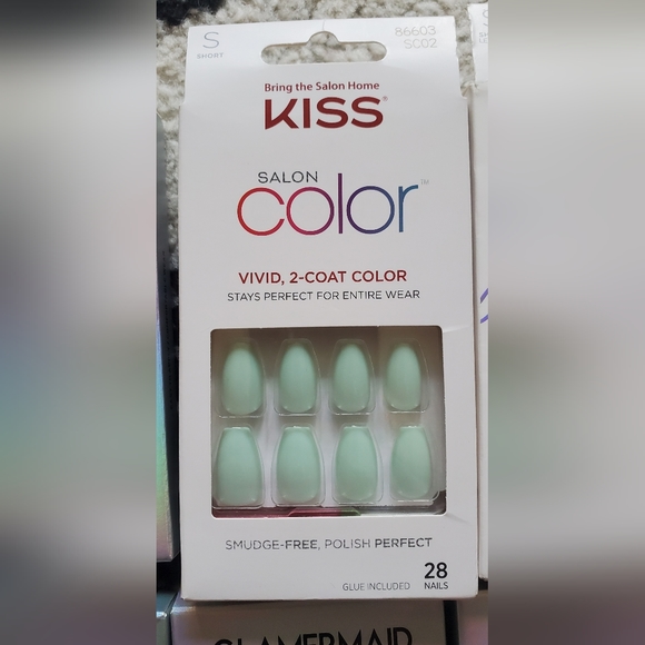 Short nail bundle - Picture 3 of 7